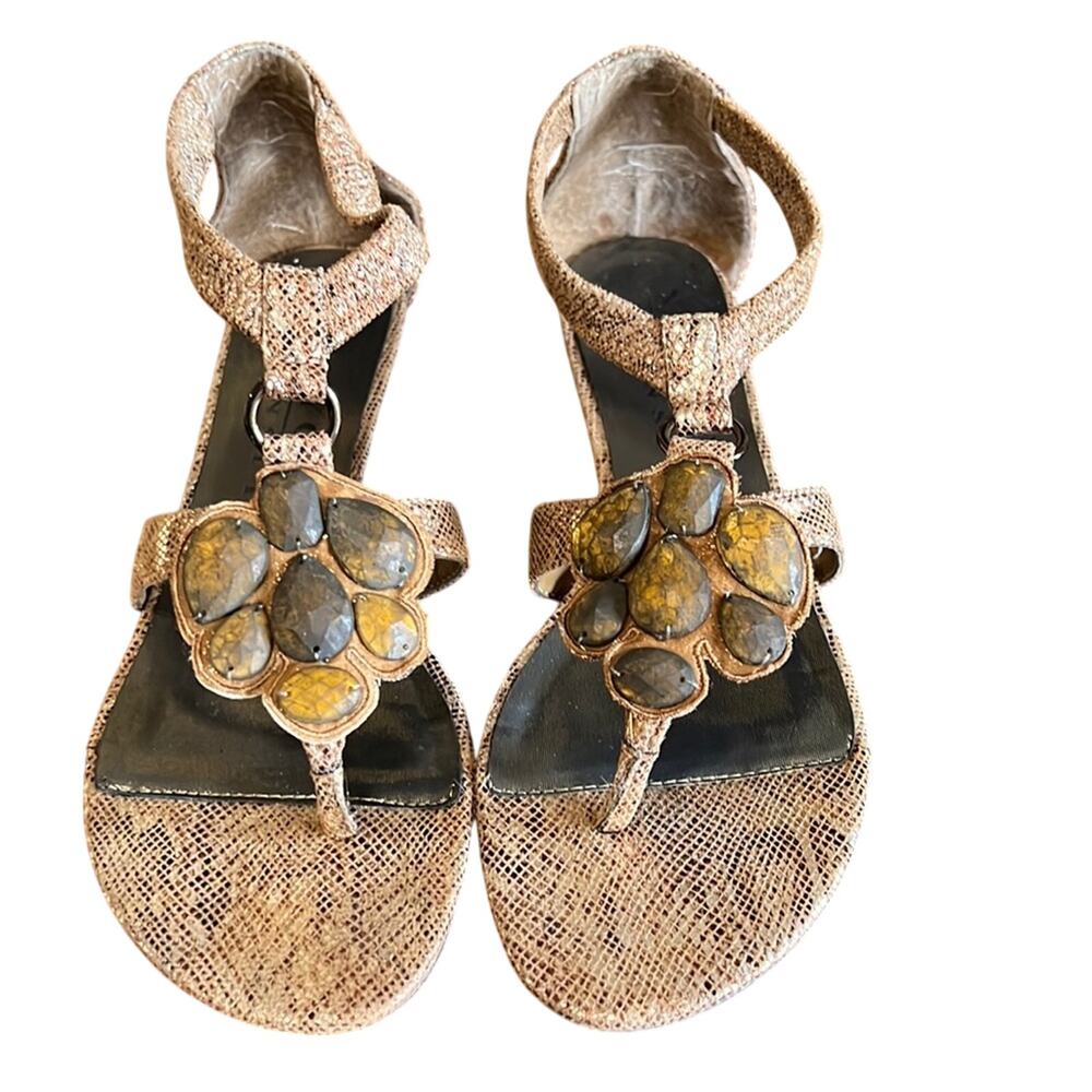 New York Transit Woman's 8M Metallic Snakeskin Sandals Slip On Small Wedge